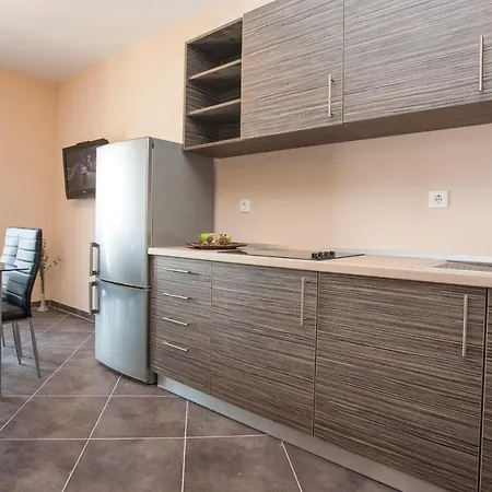 Tm With Pool Apartment