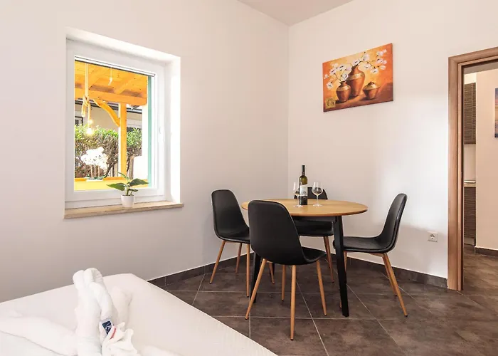 Tm Apartment *
