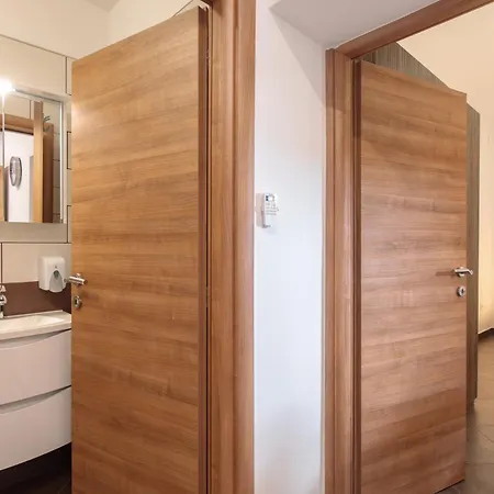 Tm Apartment Krk Town